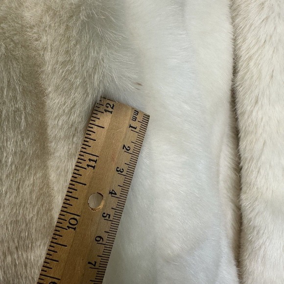 Vintage 80s Jordache Faux Fur Coat |Fully Lined |Size 13/14 Ivory/White USA Made - Picture 4 of 16